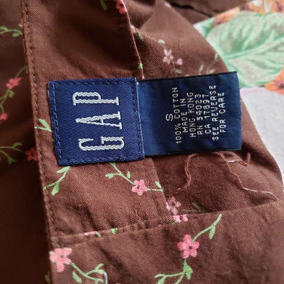 GAP Top small - Picture 7 of 7